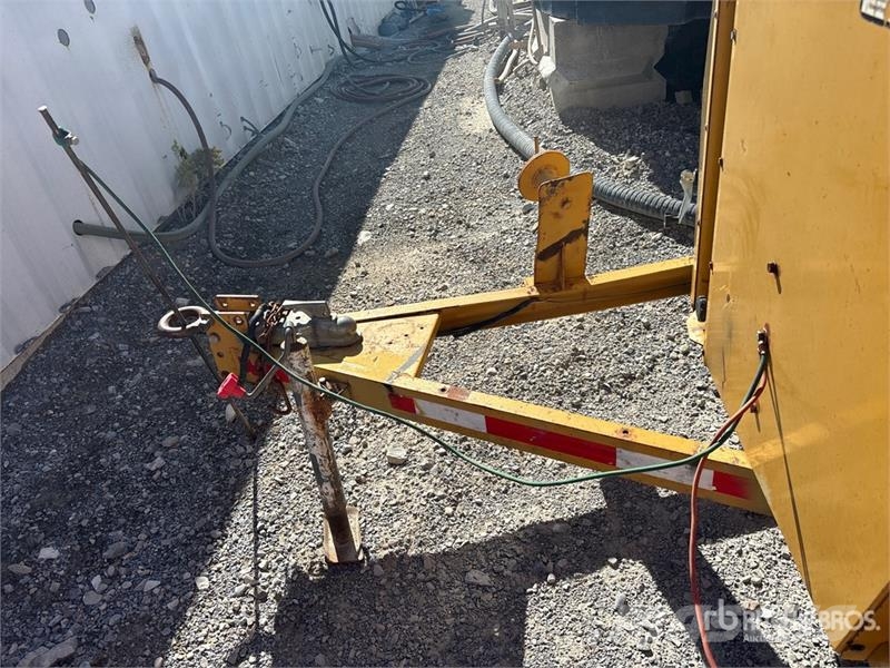 Allmand Maxi-Lite Light Tower Mobiilsed valgustusseadmed