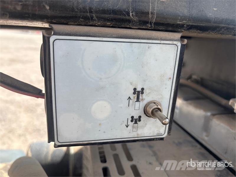 Allmand NLPII-V 8 kW Light Tower Gaismas torņi