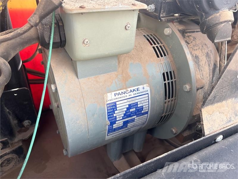 Allmand NLPII-V 8 kW Light Tower Gaismas torņi