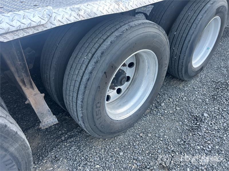 Alloy AGTFB39B3 32 ft Tri/A B-Train Lead Flatbed Trailer Pritschenanhänger