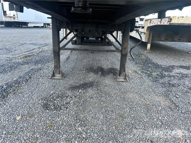 Alloy AGTFB39B3 32 ft Tri/A B-Train Lead Flatbed Trailer Pritschenanhänger