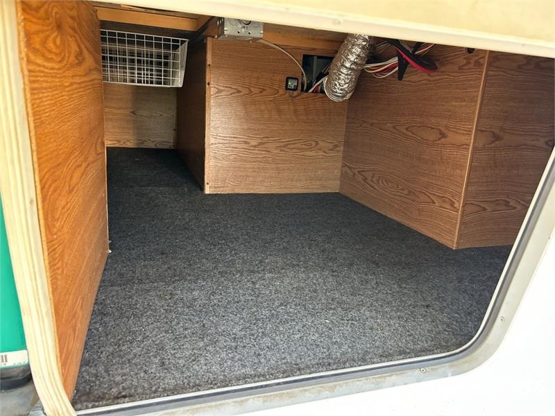  Alpenlite M-35RL-SHO 35 ft 6 in T/A Travel Trailer مقطورات أخرى