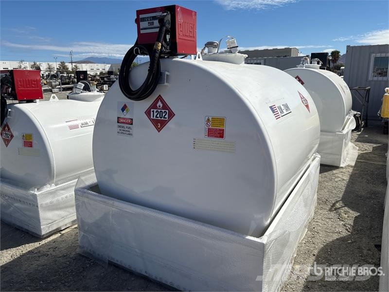 AM Tank 1050 gal Skid Mounted Steel Diesel Fuel Tank Fuel and additive tanks