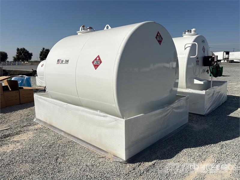 AM Tank 2300 2376 gal Skid Mounted Steel Fuel Tank (U Tanques de combustível e aditivos
