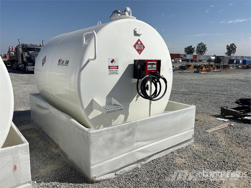 AM Tank 2300 2376 gal Skid Mounted Steel Fuel Tank (U Tanques de combustível e aditivos