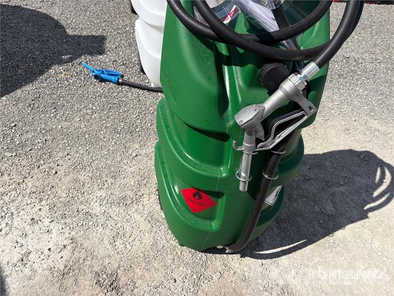 AM Tank 29 29 gal Portable Poly Diesel Fuel Tank (Unu Depósitos de combustible y aditivos