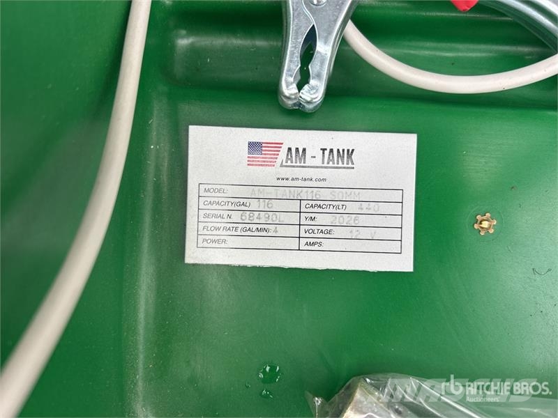 AM Tank AM-TANK 116 116 gal Portable Poly Fuel Tank ( 燃料タンクと添加剤用タンク