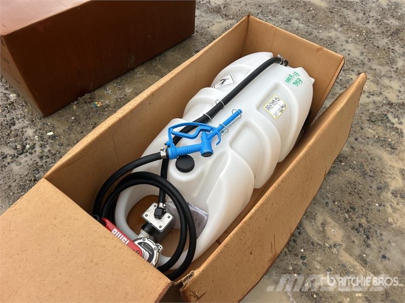 AM Tank AM-TANK 29 29 gal Portable Poly DEF Tank (Unu 燃料タンクと添加剤用タンク