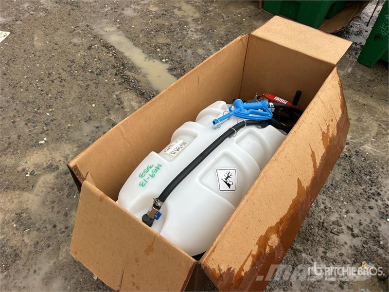 AM Tank AM-TANK 29 29 gal Portable Poly DEF Tank (Unu 燃料タンクと添加剤用タンク