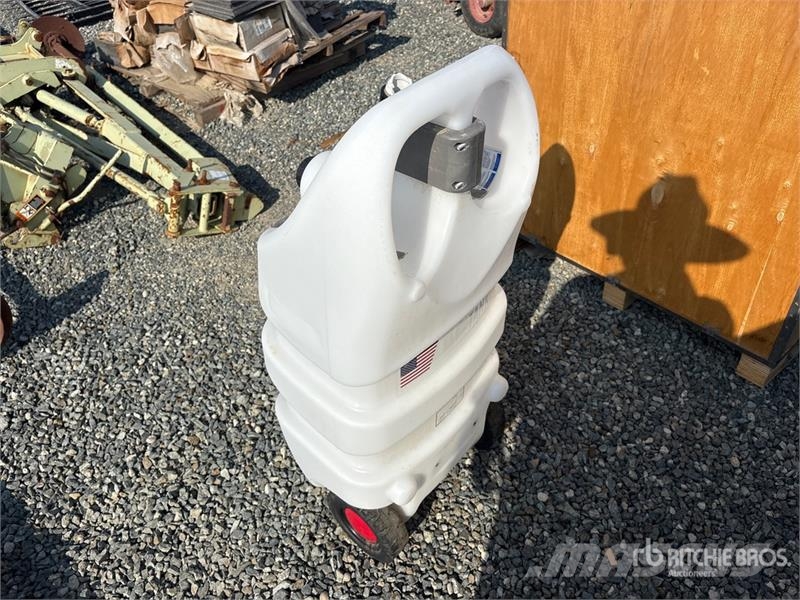AM Tank AM-TANK29 29 gal Portable Poly DEF Tank (Unus صهاريج الوقود والصهاريج الإضافية