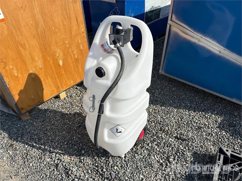 AM Tank AM-TANK29 29 gal Portable Poly DEF Tank (Unus صهاريج الوقود والصهاريج الإضافية