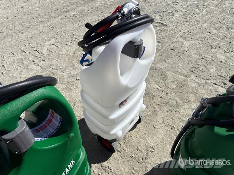 AM Tank Portable Poly Fuel Tank Fuel and additive tanks