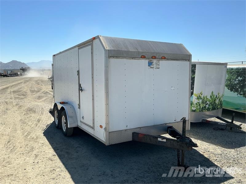 American 13 ft T/A Enclosed Trailer Dengtos priekabos