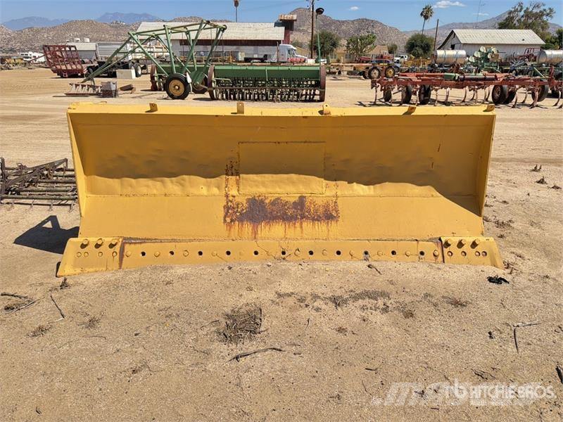 American Car & Foundry Company 120 in Straight Dozer Blade 推铲