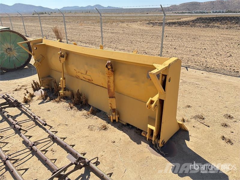 American Car & Foundry Company 120 in Straight Dozer Blade 推铲