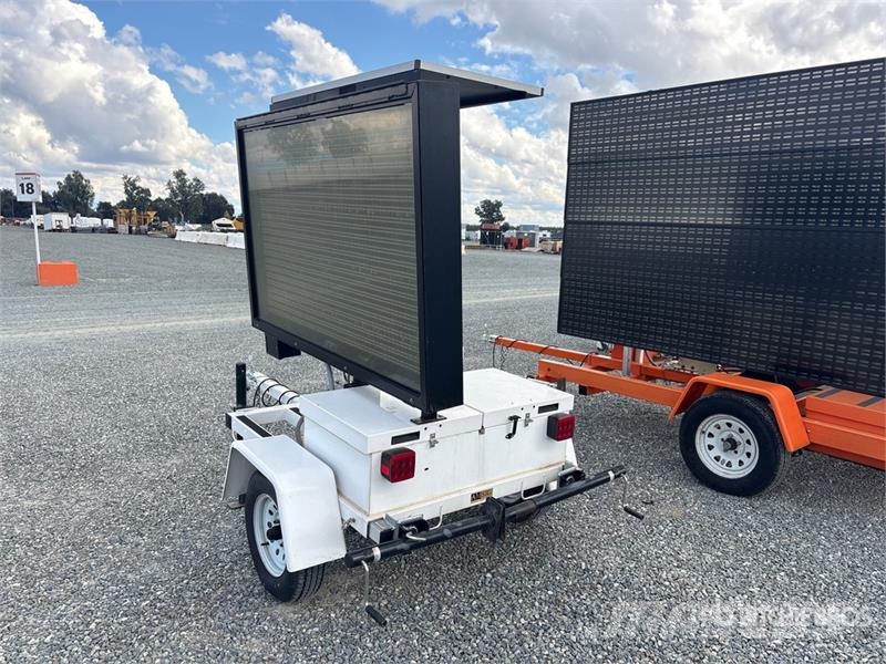 American Signal T465 Message Board Andere