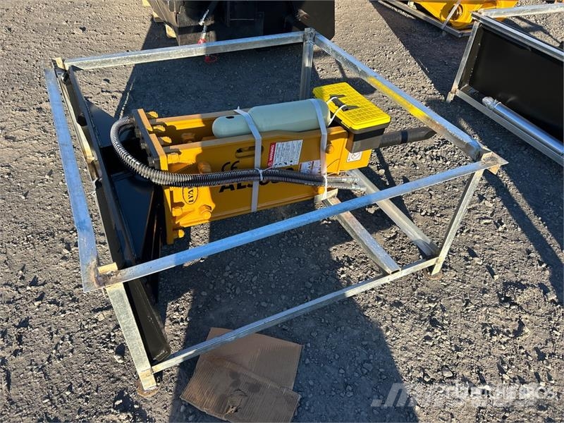  AORLES ALS680S 64 in Skid Steer Breaker (Unused) Martillos hidráulicos
