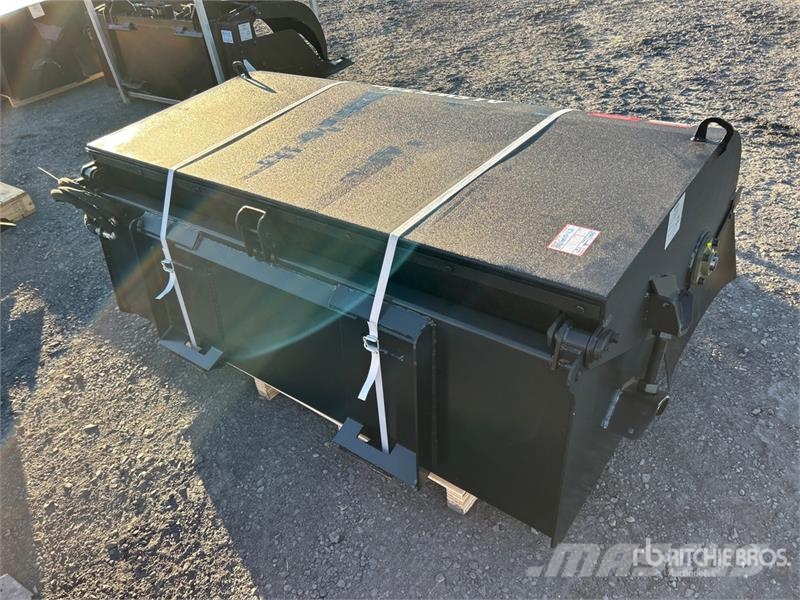 AORLES ALSSBS 72 in Skid Steer Sweeper (Unused) Balayeuse / Autolaveuse