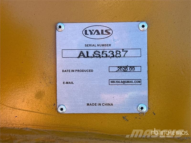 AORLES EB90 58 in Digging Excavator Bucket - Fits Cucharones