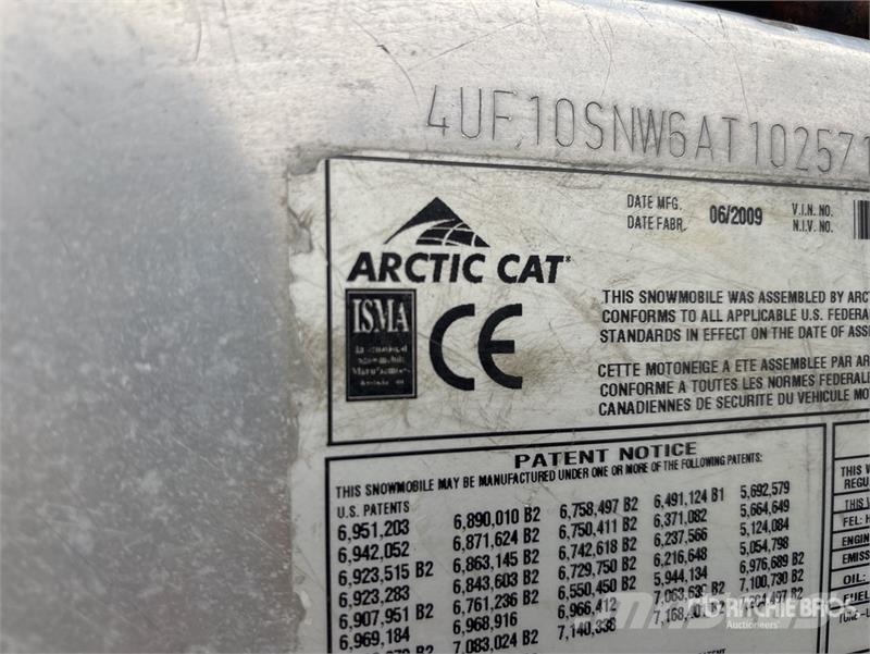 Arctic Cat Bearcat 570XT Snowmobile Snowmobiles