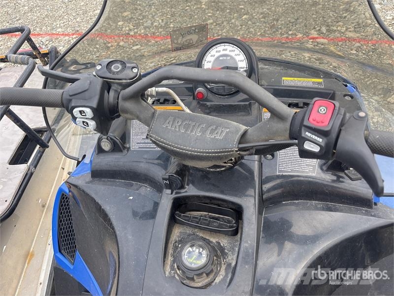 Arctic Cat Bearcat 570XT Snowmobile Snowmobiles