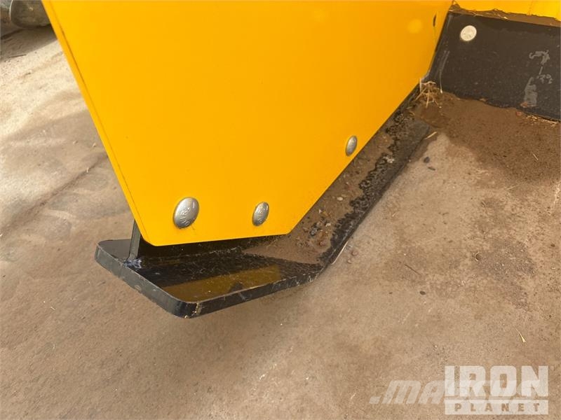  Arctic LD10.5 10 ft 1 in Snow Pusher - Fits Skid S Snow blades and plows