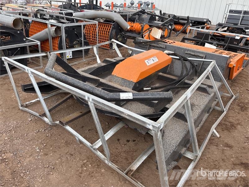 Arteer HDBC-72W 72 in Skid Steer Brush Cutter (Unused) Corta-césped delanteros y traseros