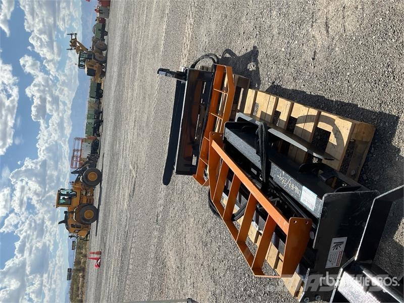 Arteer HPF-48L 48 In Hydraulic Skid Steer Forks (Unused) Forks