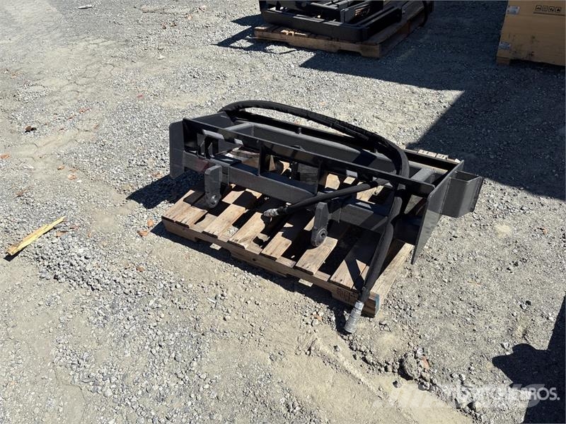 Arteer PHA-2C-3 45 in Skid Steer 3-Point Adapter مكونات أخرى