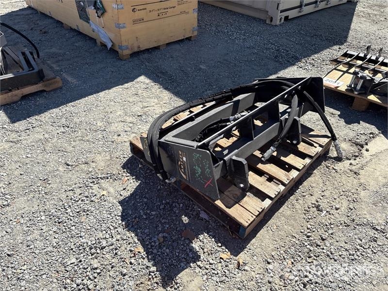 Arteer PHA-2C-3 45 in Skid Steer 3-Point Adapter مكونات أخرى