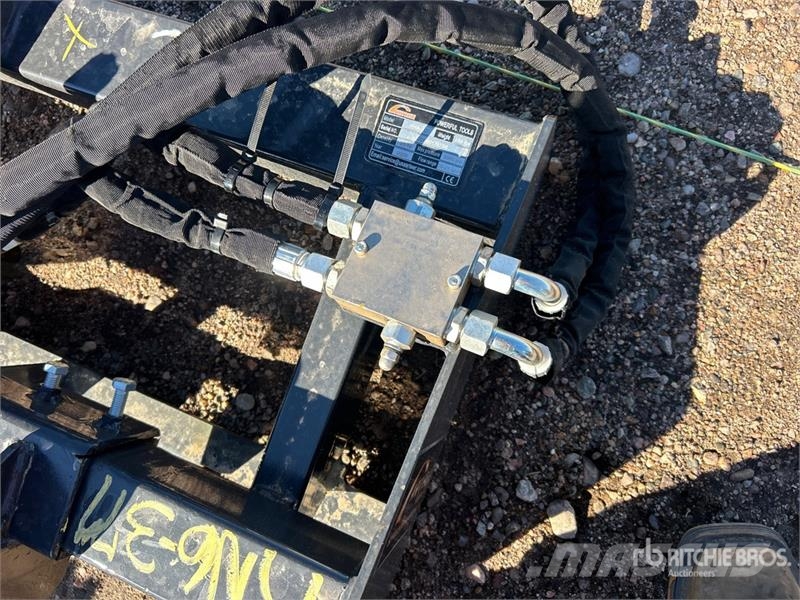 Arteer PHA-2C-3 Skid Steer 3-Point Adapter (Unused) Drugi deli