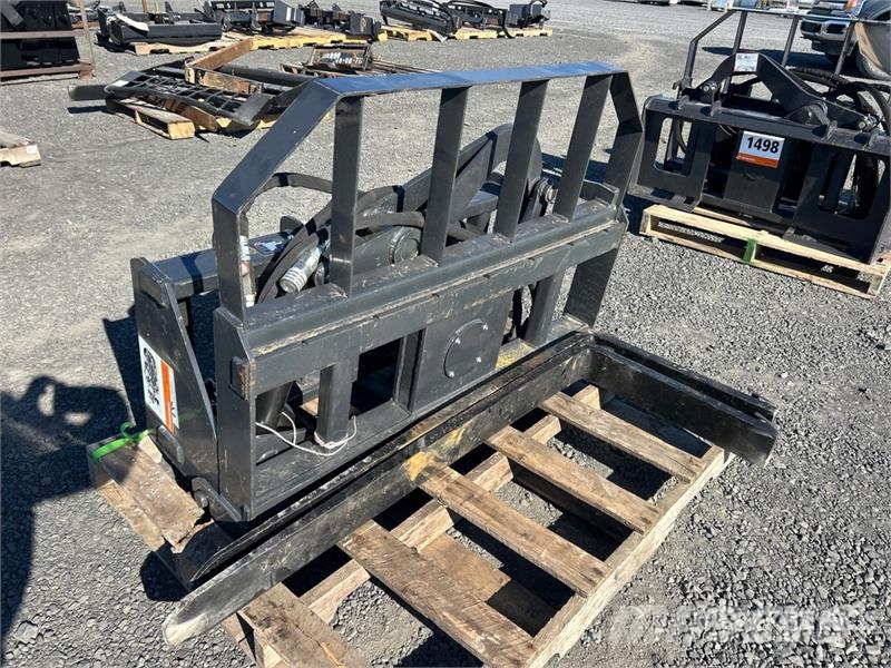Arteer RPT-42L 48 in Rotating Hydraulic Skid Steer Forks 지게차