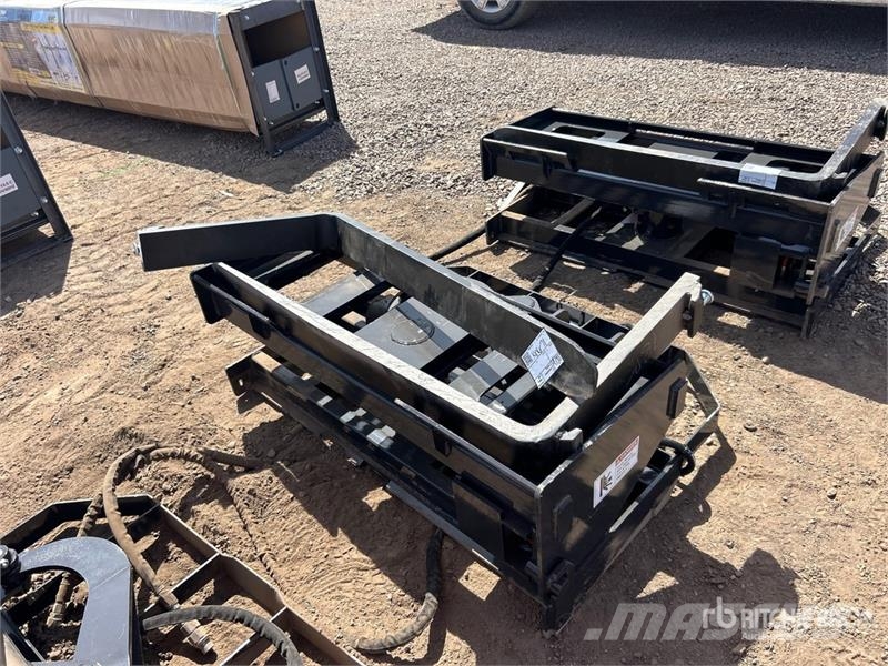 Arteer RPT-42L 60 in Rotating Hydraulic Skid Steer Forks 지게차
