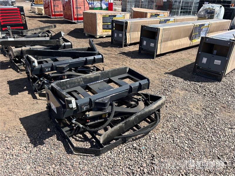 Arteer RPT-42L 60 in Rotating Hydraulic Skid Steer Forks 지게차