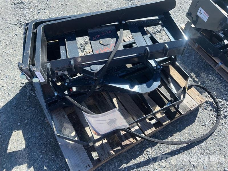 Arteer RPT-42L 60 in Rotating Hydraulic Skid Steer Forks  叉子