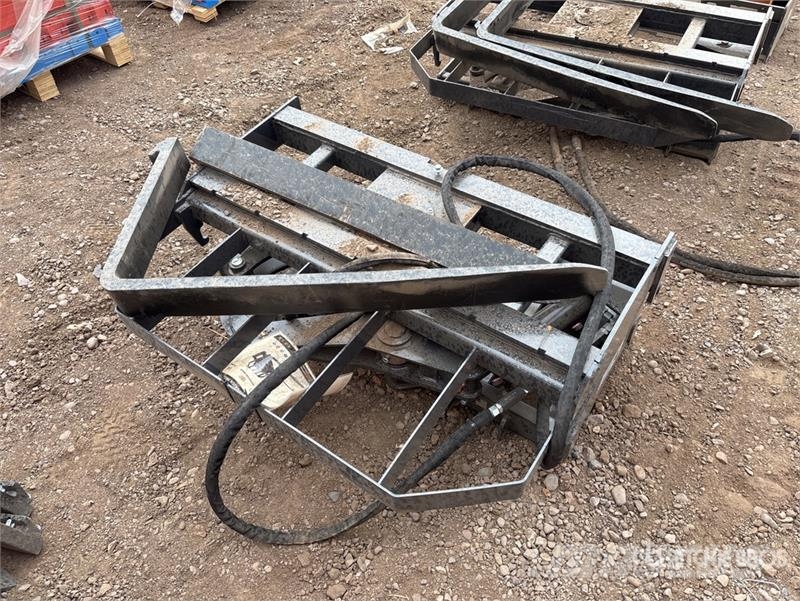 Arteer RPT-42L 60 in Rotating Hydraulic Skid Steer Forks  Vorken