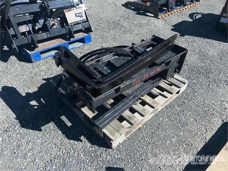 Arteer RPT-42L 60 in Rotating Hydraulic Skid Steer Forks 叉子
