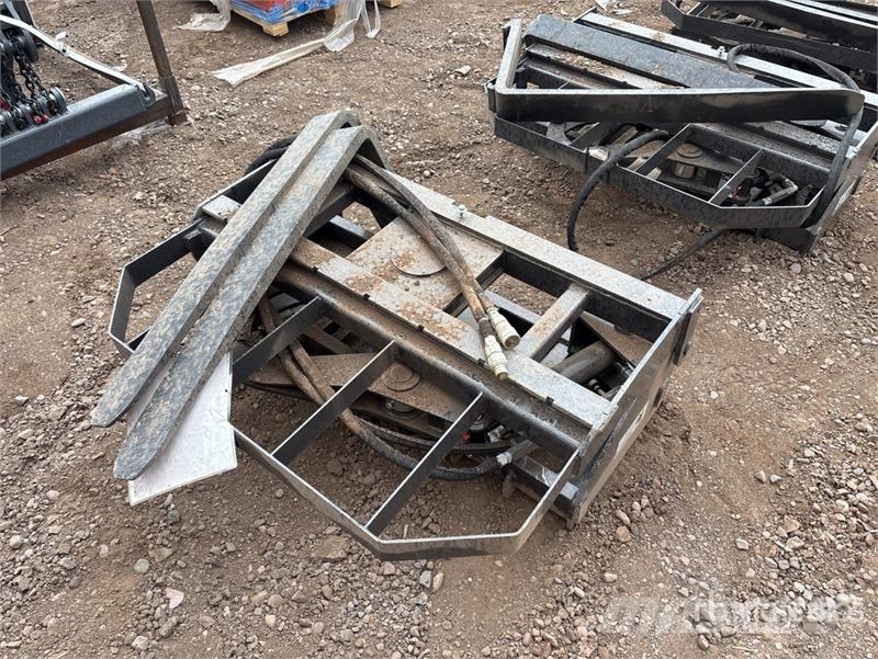 Arteer RPT-42L 60 in Rotating Hydraulic Skid Steer Forks  Vorken