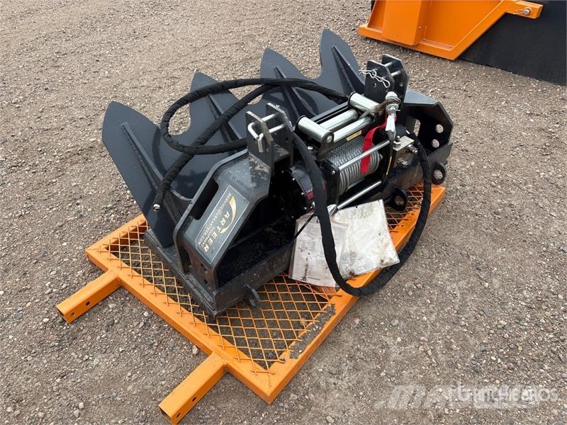 Arteer SS-15000G 44 in 15000 lb Skid Steer Logging Winch Other components