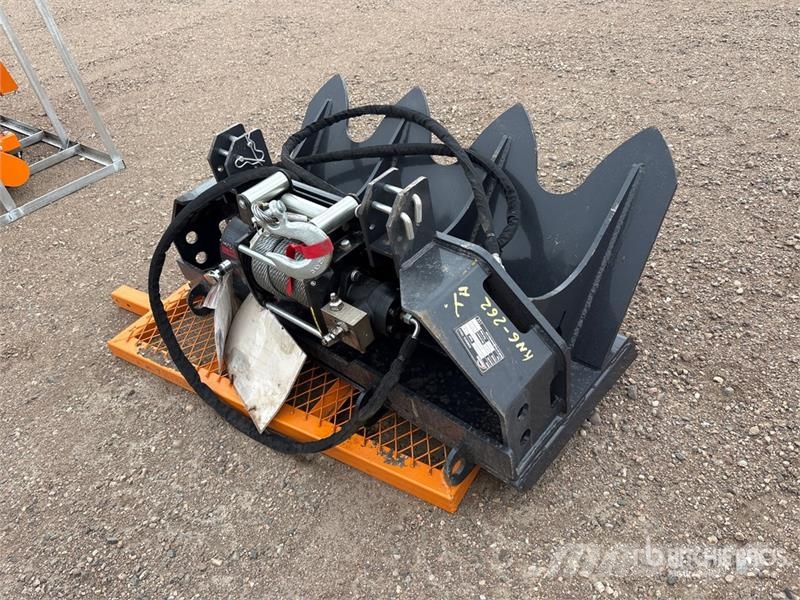 Arteer SS-15000G 44 in 15000 lb Skid Steer Logging Winch Other components