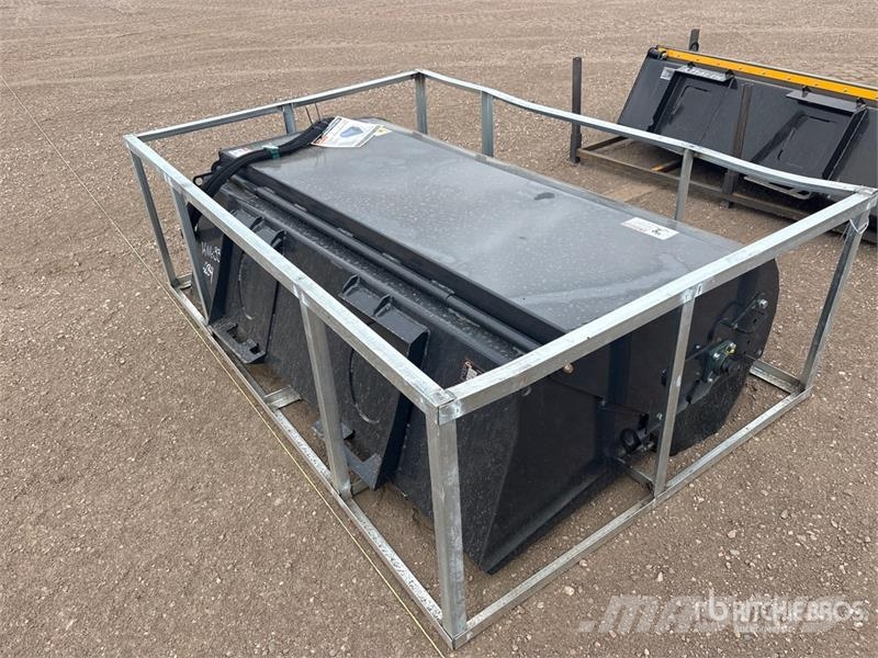 Arteer SS-72W 72 in Skid Steer Sweeper (Unused) Harjat / harjakauhat