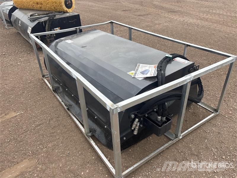 Arteer SS-72W 72 in Skid Steer Sweeper (Unused) Harjat / harjakauhat