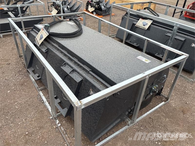 Arteer SS-72W 72 in Skid Steer Sweeper (Unused) Cepillos