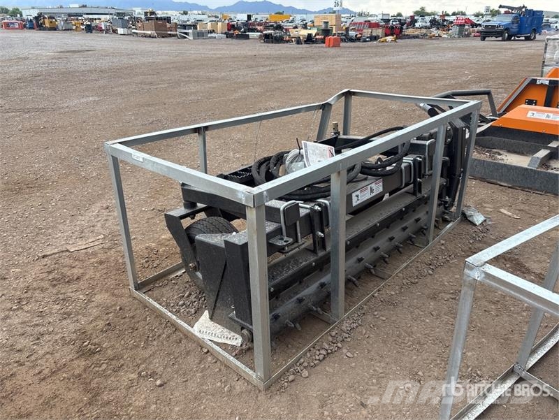 Arteer SSPR-72W 72 in Skid Steer Power Rake (Unused) Obracače a zhrabovače sena