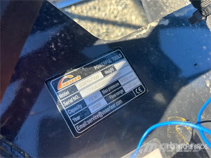 Arteer SSPR-72W 72 in Skid Steer Power Rake (Unused) 耙與翻草機