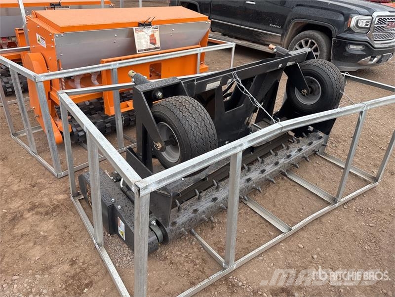 Arteer SSPR-72W 72 in Skid Steer Power Rake (Unused) Obracače a zhrabovače sena