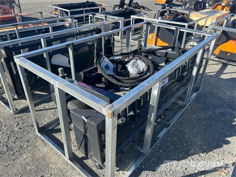 Arteer SSPR-72W 72 in Skid Steer Power Rake (Unused) 耙與翻草機