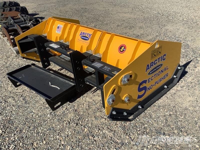 Artic LD8 92 in Skid Steer Snow Pusher (Unused) Hóeltakarítók