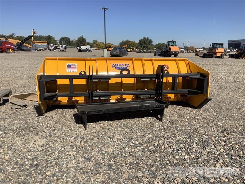 Artic LD8 92 in Skid Steer Snow Pusher (Unused) Hóeltakarítók