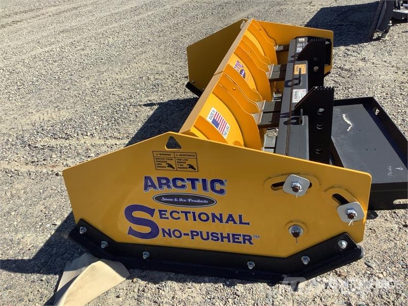 Artic LD8 92 in Skid Steer Snow Pusher (Unused) Hóeltakarítók